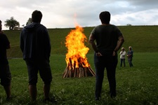 Feuerlauf vorbereitung sicherheit feuerlaufen